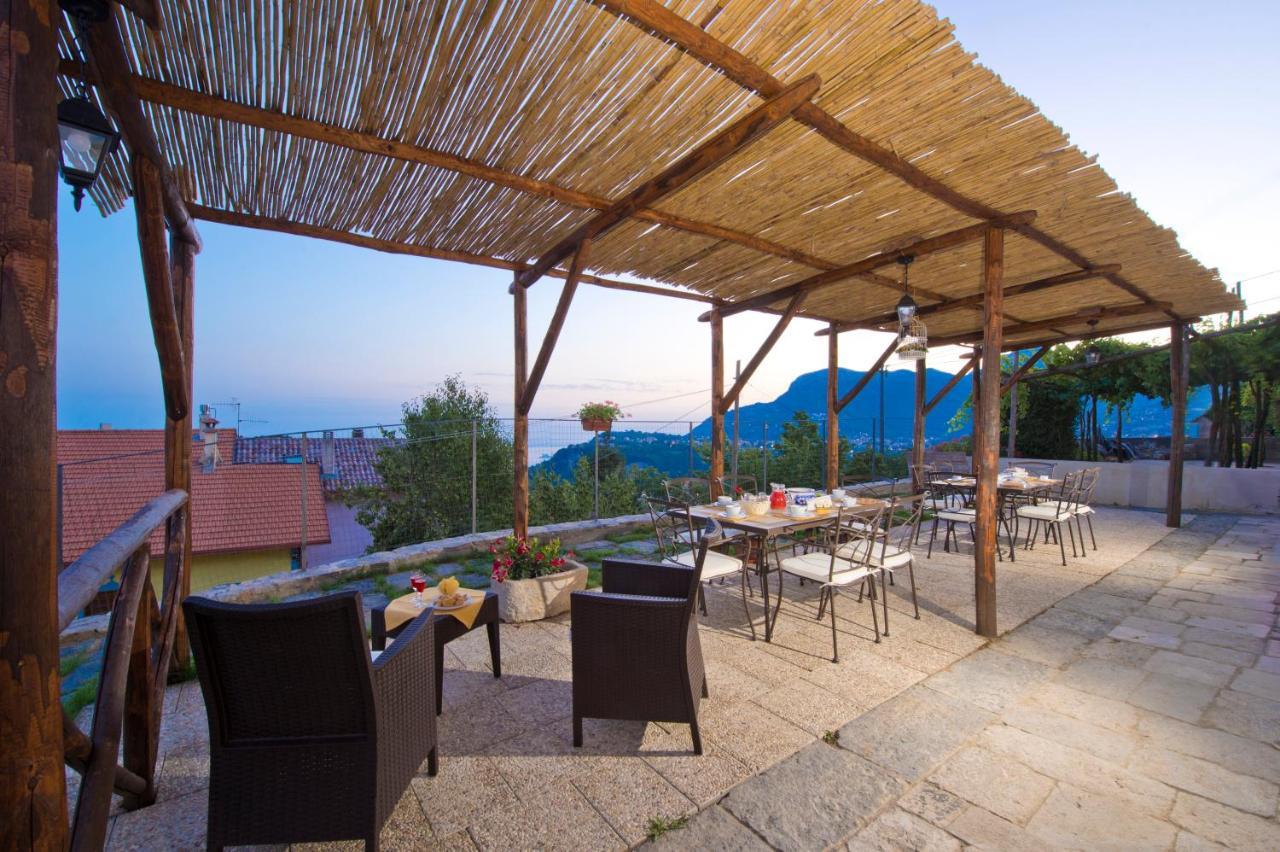 Bed and Breakfast Il Casale Del Generale Аджерола Екстер'єр фото